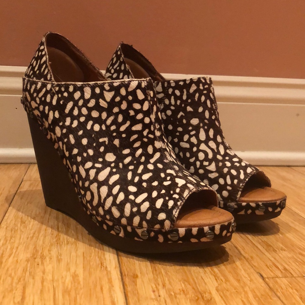 Calf hair wedges - Picture 1 of 3